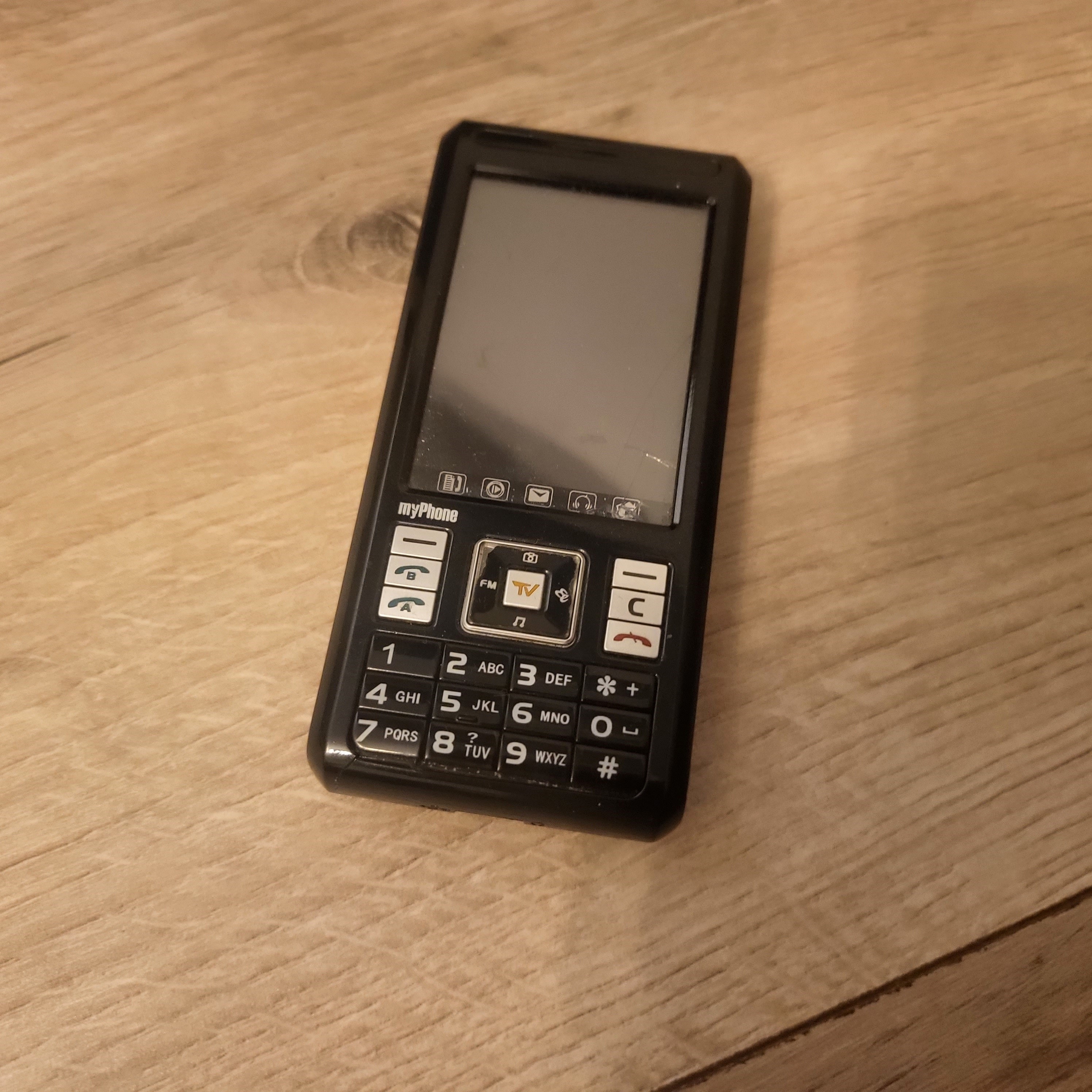 MyPhone 8810TV